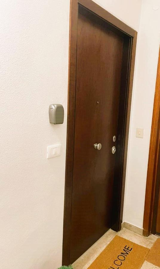 卡塔尼亚La Via Di Mezzo公寓 外观 照片