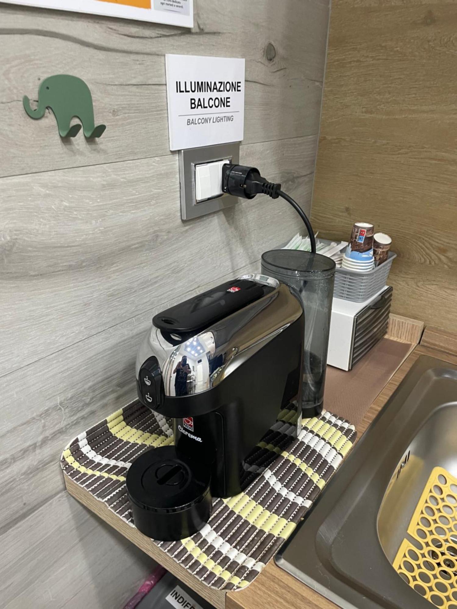 卡塔尼亚La Via Di Mezzo公寓 外观 照片